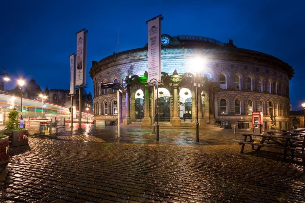 Апартаменты Fabulous Leeds Center Urban Loft
